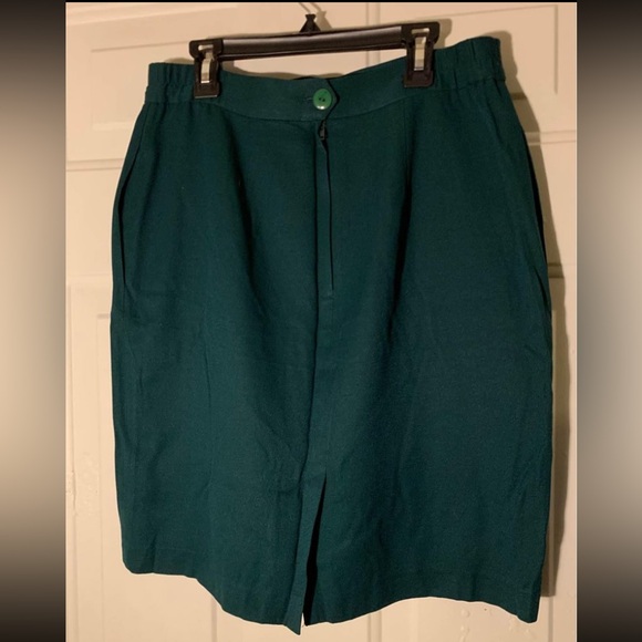 WOMENS 2-PIECE SKIRT SUIT!!! - Picture 7 of 9